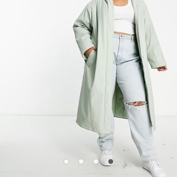 Stylish Hooded Jacket in Light Green - Picture 1 of 9